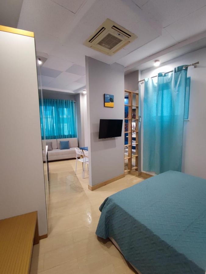 Laiola Apartment Tirana Buitenkant foto