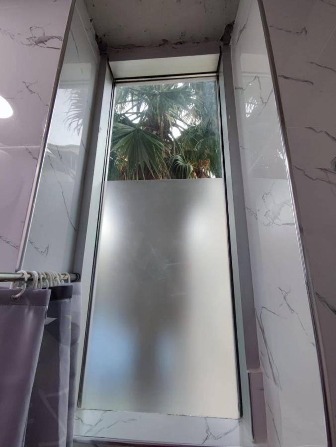 Laiola Apartment Tirana Buitenkant foto
