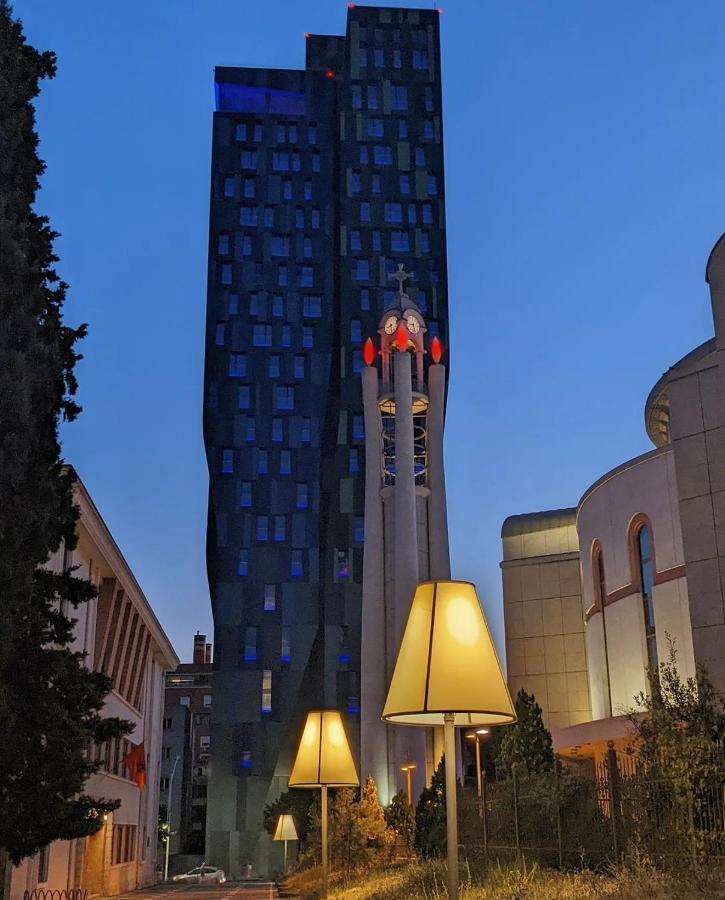 Laiola Apartment Tirana Buitenkant foto